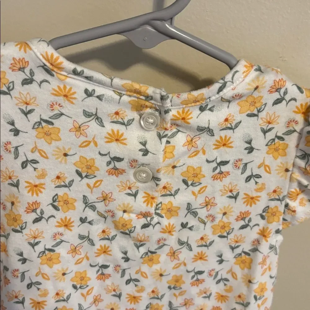 Daisy Fuentes 24 floral fuentes
